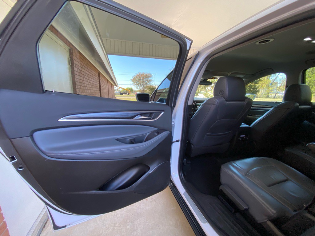 2018 Buick Enclave Image 8