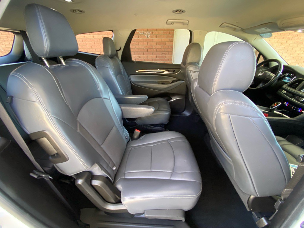 2018 Buick Enclave Image 11