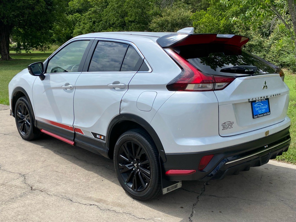 2023 Mitsubishi Eclipse Image 4