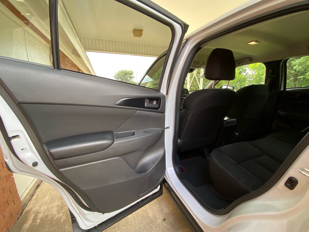 2023 Mitsubishi Eclipse Image 11