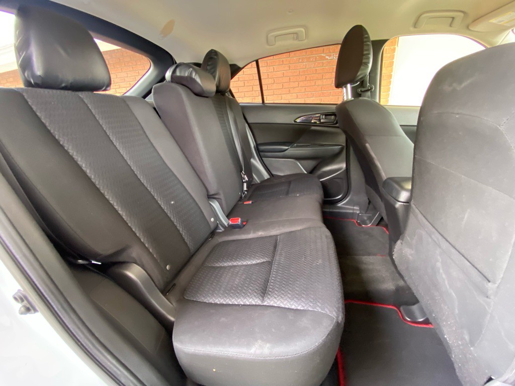 2023 Mitsubishi Eclipse Image 13