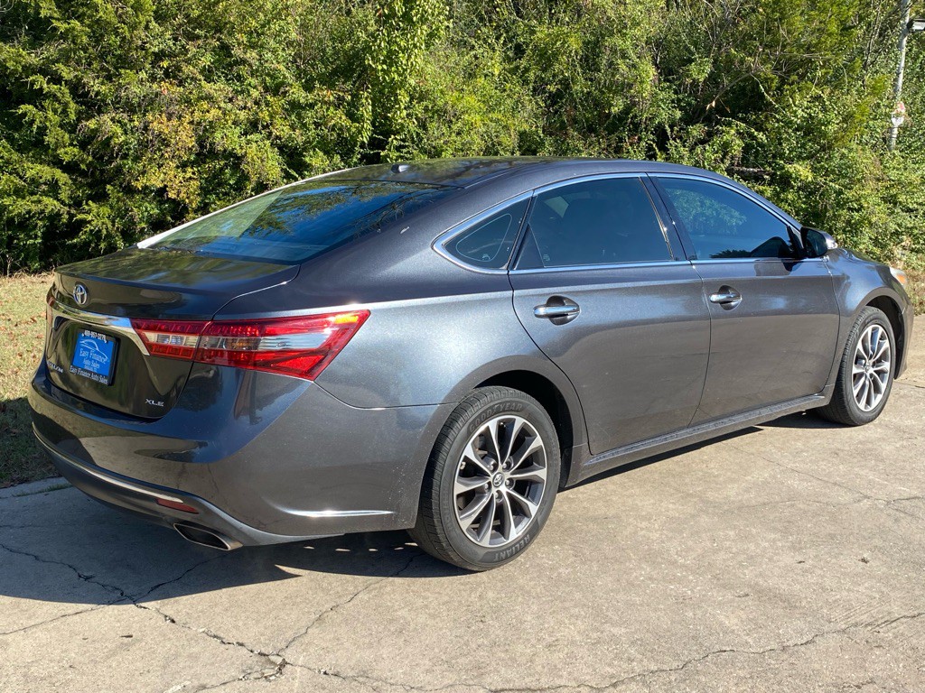 2018 Toyota Avalon Image 4