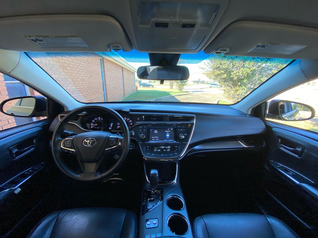 2018 Toyota Avalon Image 14