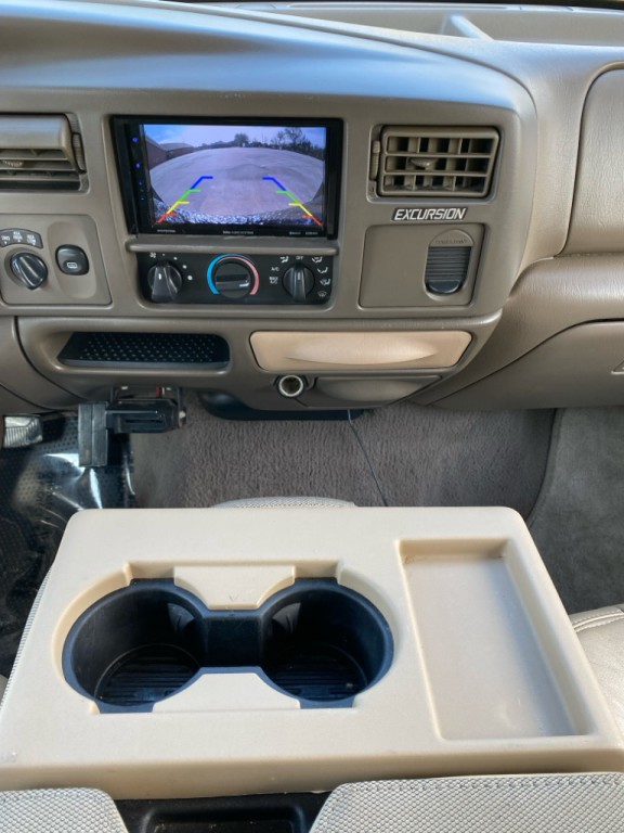 2000 Ford Excursion Image 24