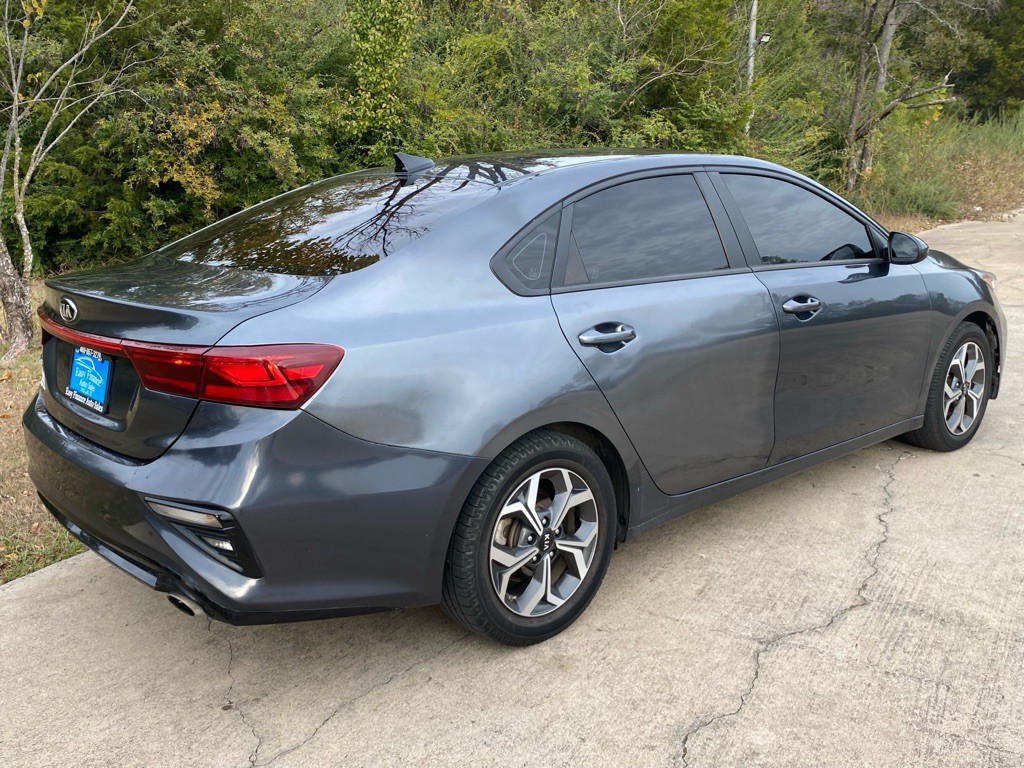 2021 Kia Forte Image 5