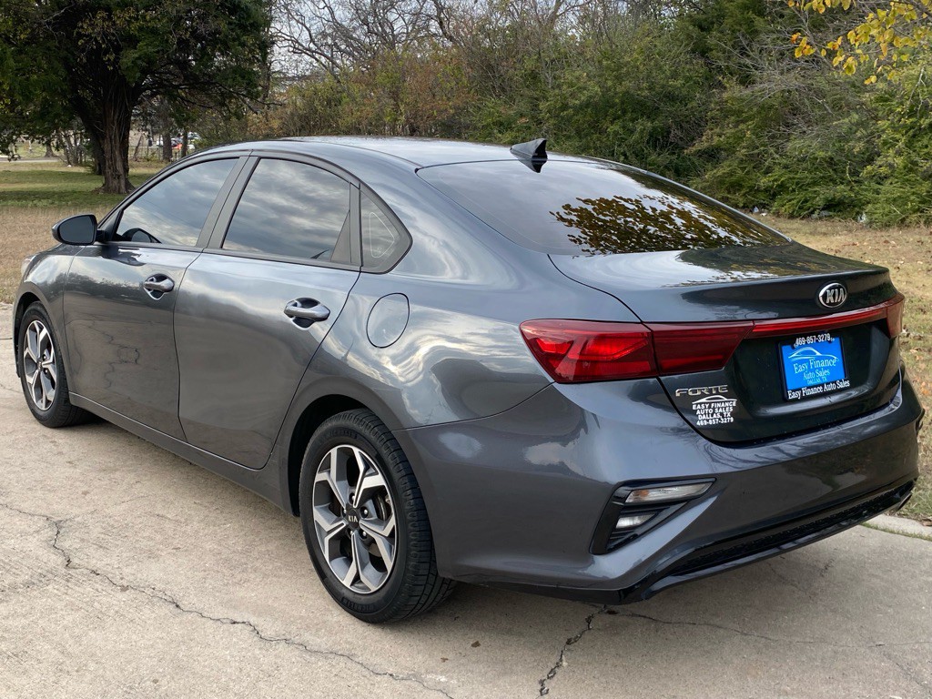2021 Kia Forte Image 6