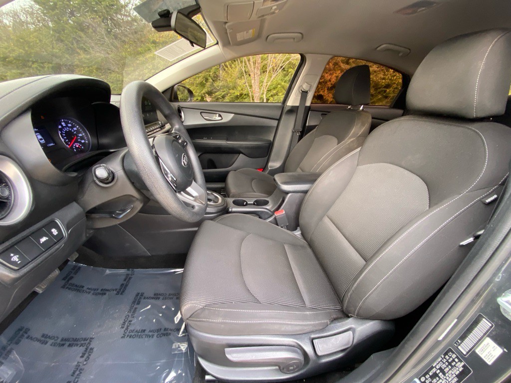 2021 Kia Forte Image 9