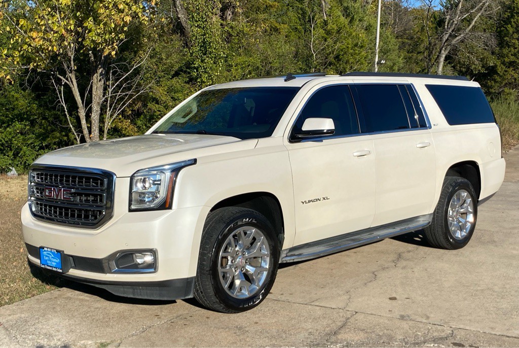 2015 GMC Yukon Image 1
