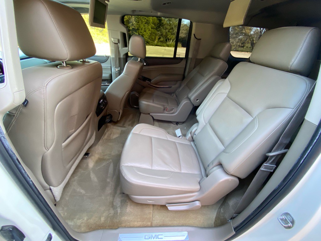 2015 GMC Yukon Image 11