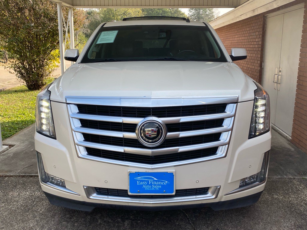 2015 Cadillac Escalade Image 2