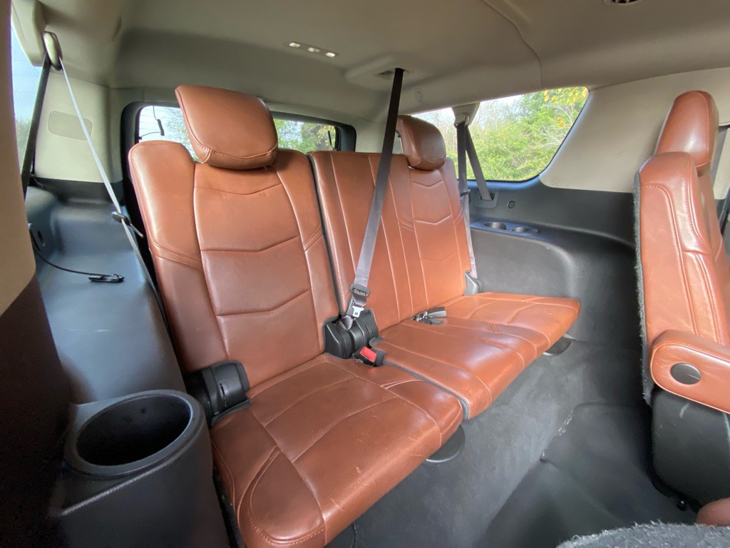 2015 Cadillac Escalade Image 14