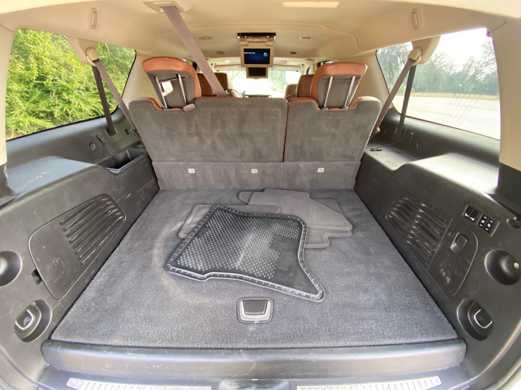 2015 Cadillac Escalade Image 16