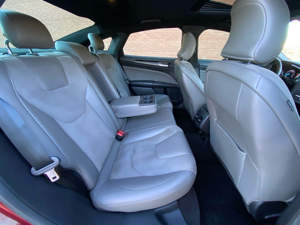 2017 Ford Fusion Image 12