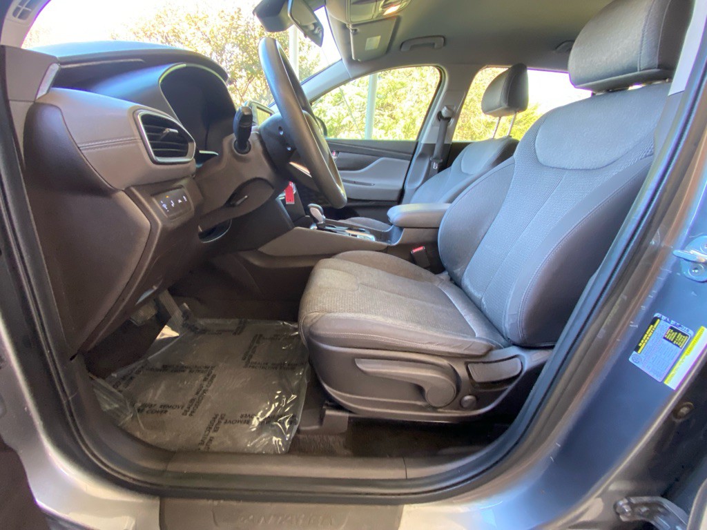 2019 Hyundai Santa Fe Image 9