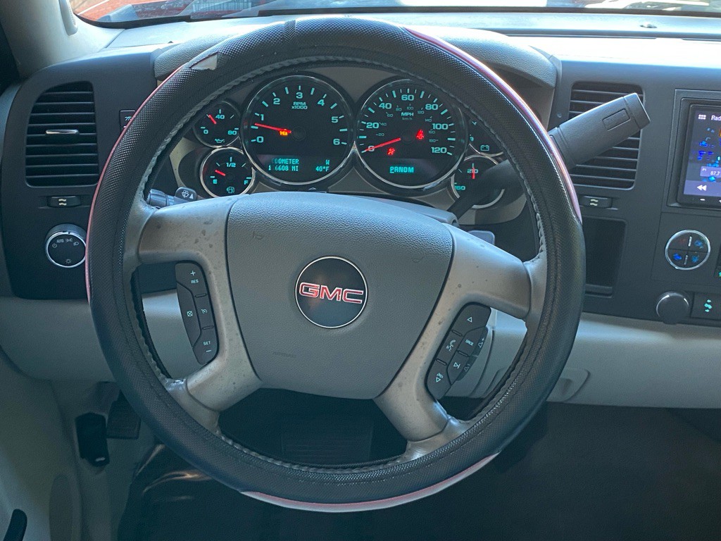 2011 GMC Sierra Image 15