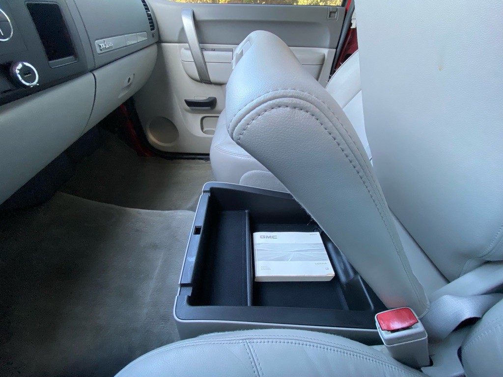 2011 GMC Sierra Image 16