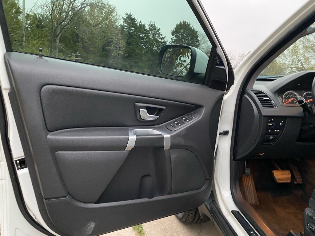 2012 Volvo XC90 Image 7