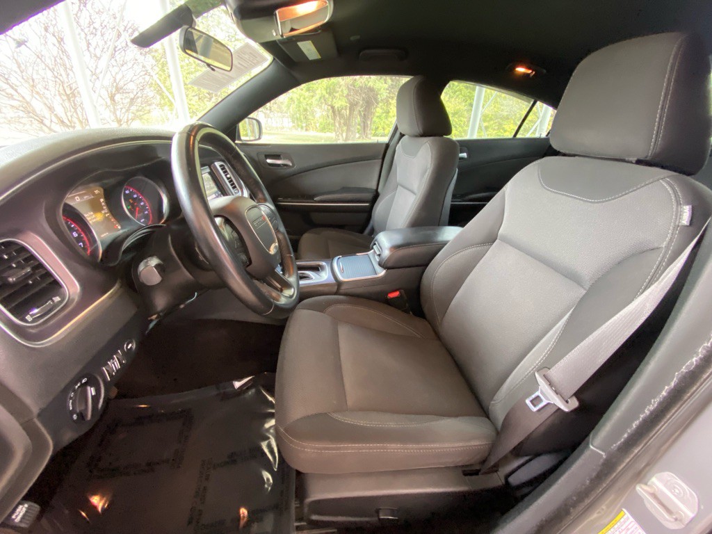 2018 Dodge Charger Image 9