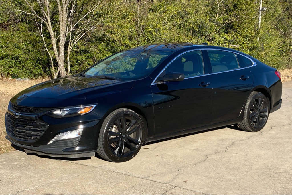 2021 Chevrolet Malibu Image 1