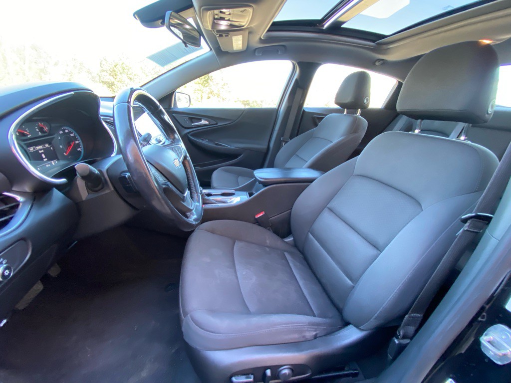 2021 Chevrolet Malibu Image 8