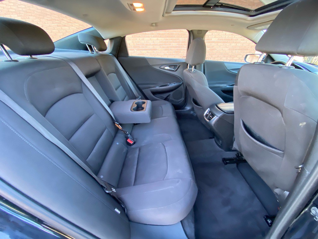 2021 Chevrolet Malibu Image 11