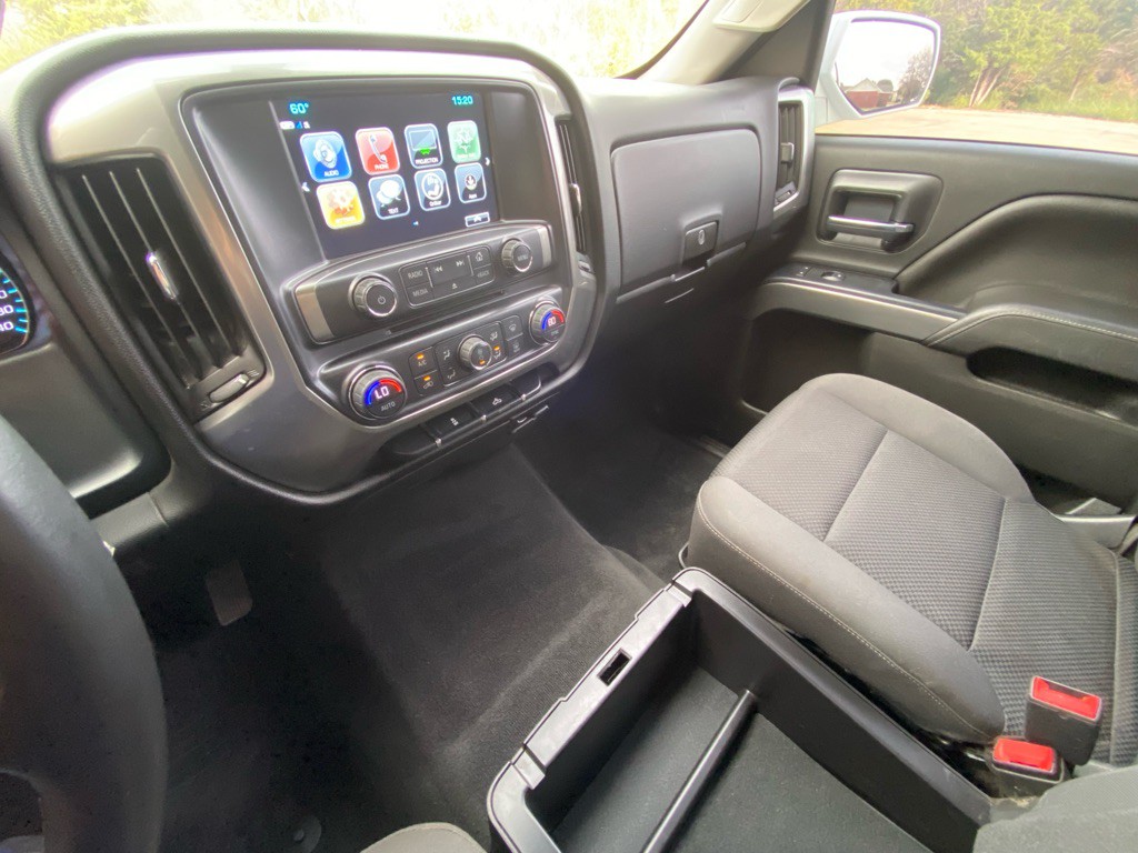 2018 Chevrolet Silverado 1500 Image 19