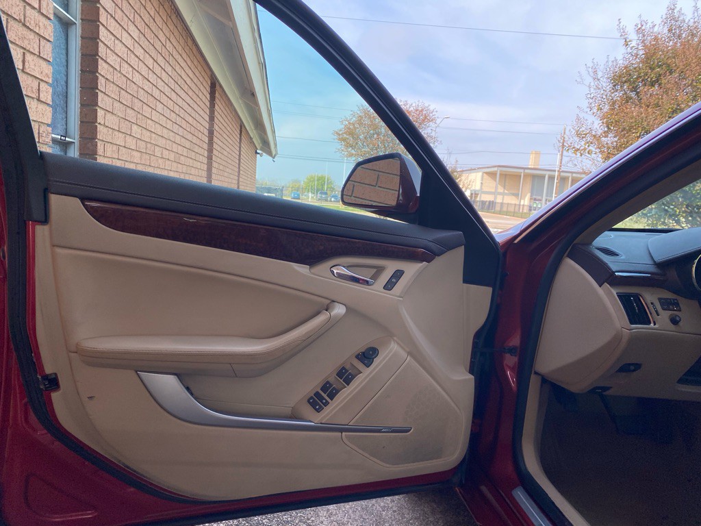 2009 Cadillac CTS Image 8