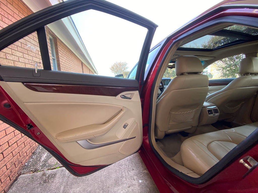 2009 Cadillac CTS Image 10