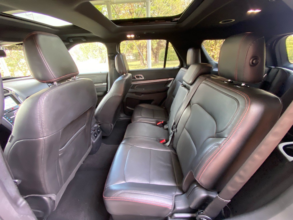 2018 Ford Explorer Image 11