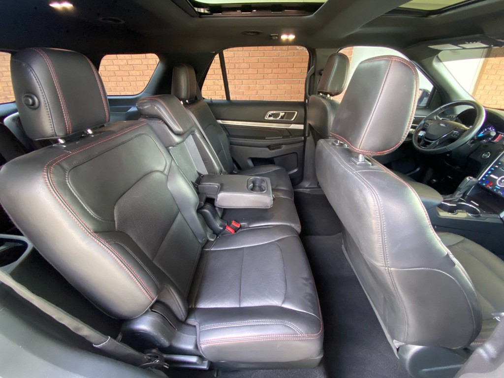 2018 Ford Explorer Image 15