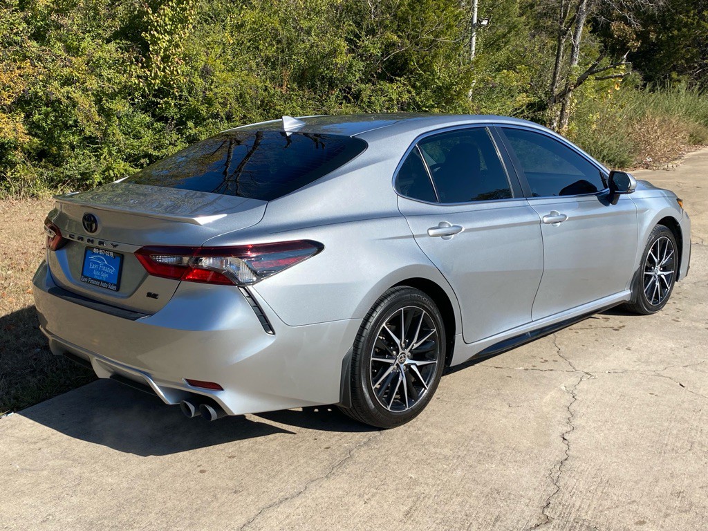 2023 Toyota Camry Image 4