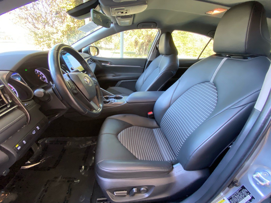 2023 Toyota Camry Image 9