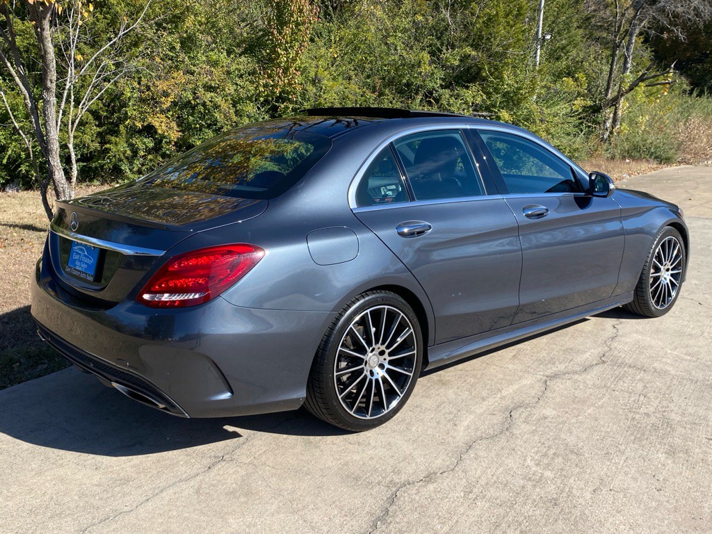 2015 Mercedes-Benz C-Class Image 4