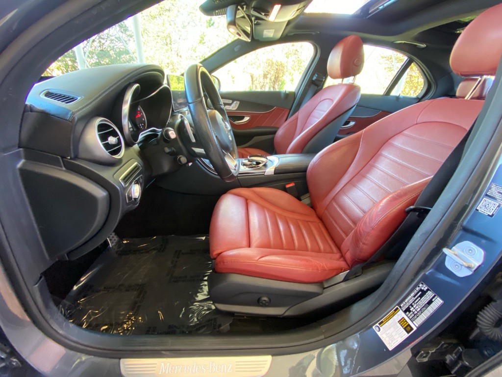 2015 Mercedes-Benz C-Class Image 9