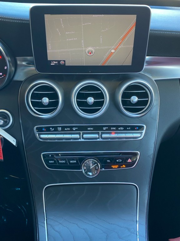 2015 Mercedes-Benz C-Class Image 20