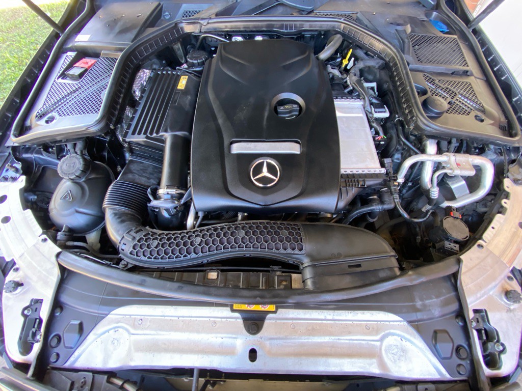 2015 Mercedes-Benz C-Class Image 23