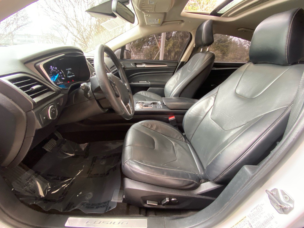 2020 Ford Fusion Image 8
