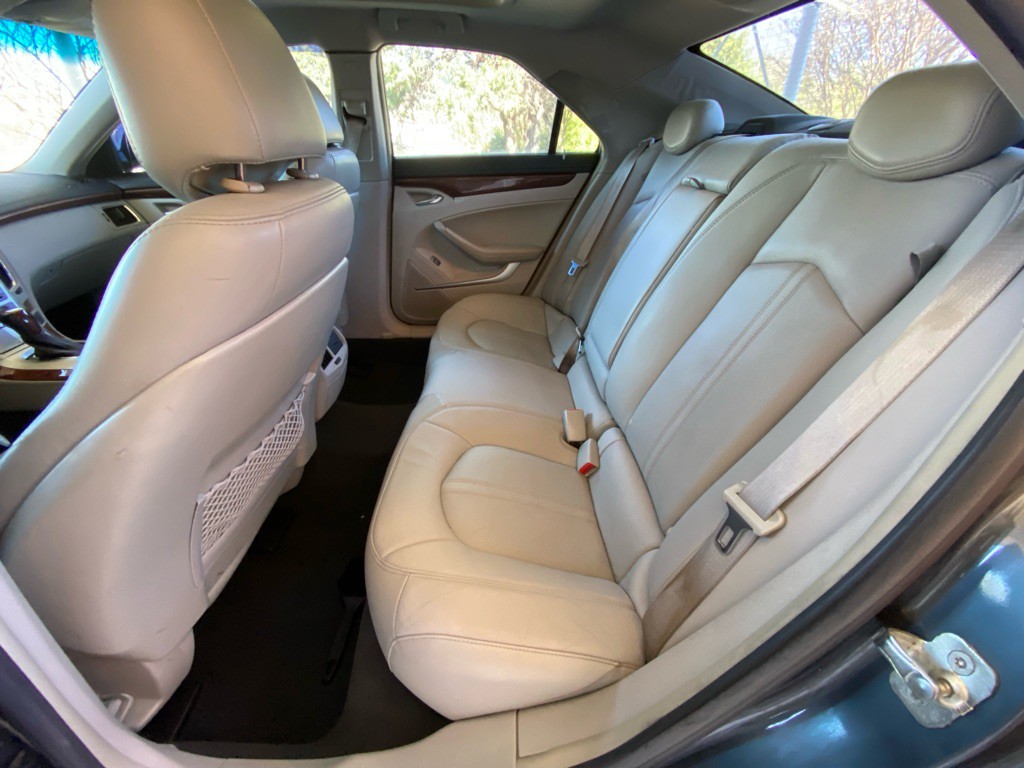 2009 Cadillac CTS Image 11