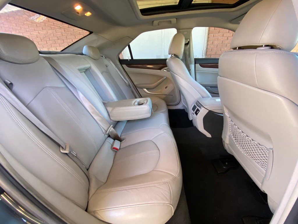 2009 Cadillac CTS Image 12