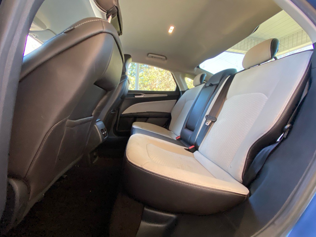 2019 Ford Fusion Image 11