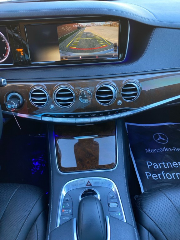 2014 Mercedes-Benz S-Class Image 21