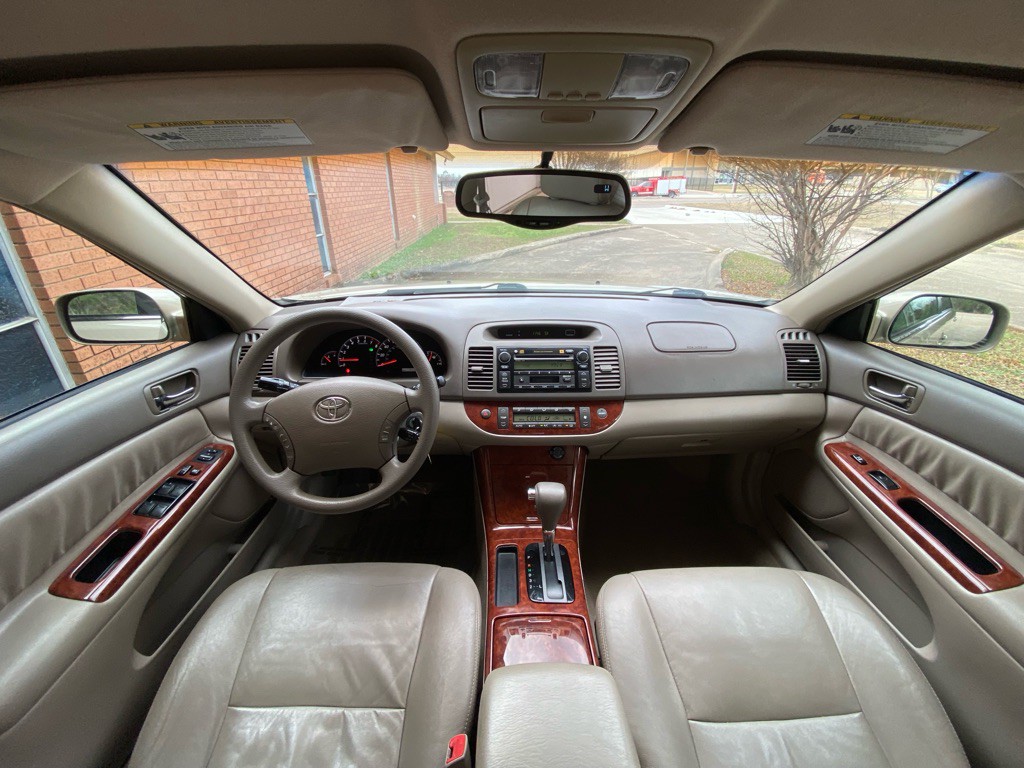 2005 Toyota Camry Image 14