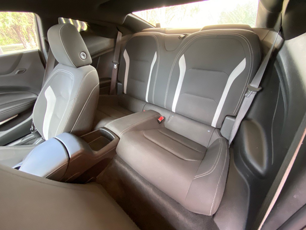 2019 Chevrolet Camaro Image 10