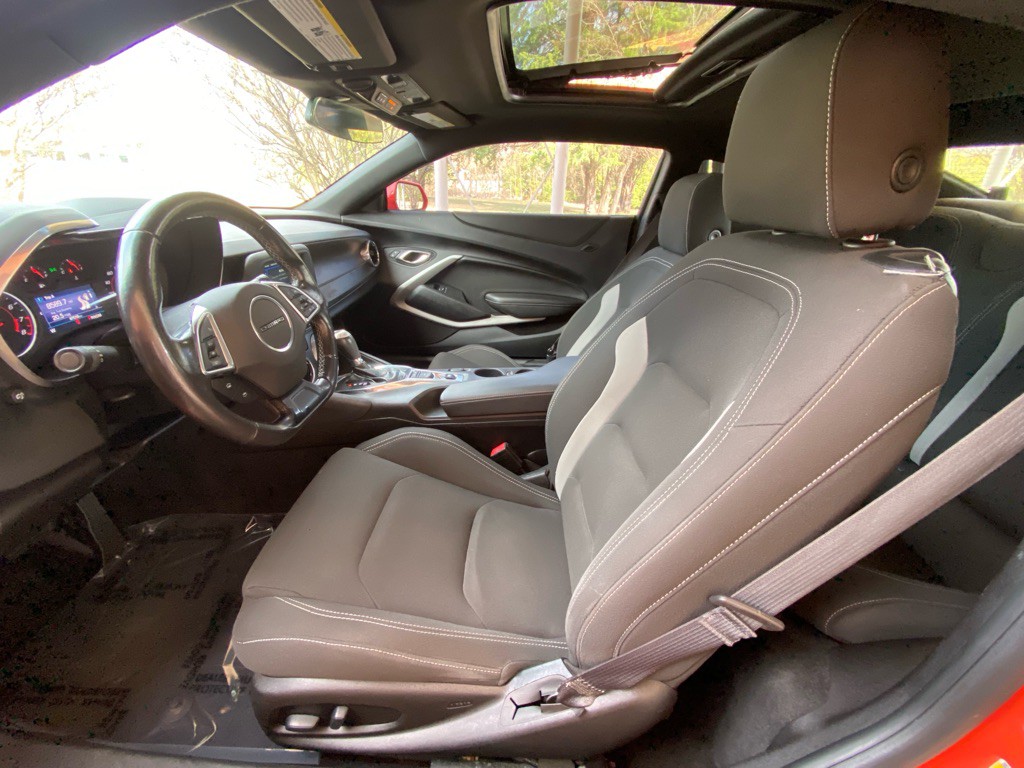 2019 Chevrolet Camaro Image 11