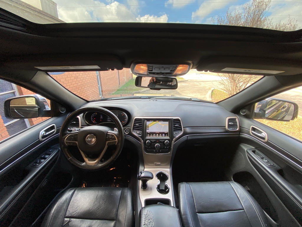 2015 Jeep Grand Cherokee Image 17