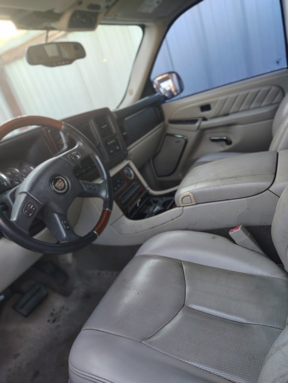 2006 Cadillac Escalade Image 3