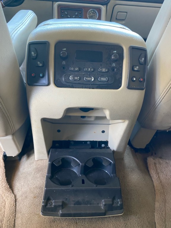 2006 Cadillac Escalade Image 15