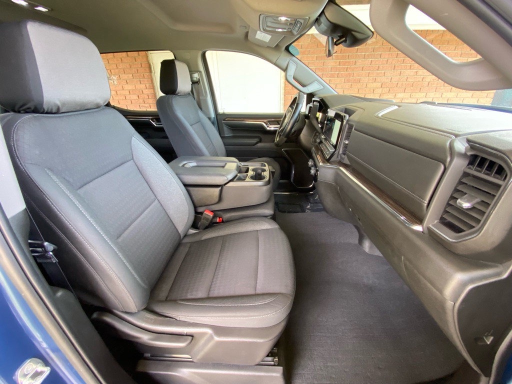 2024 Chevrolet Silverado 1500 Image 15