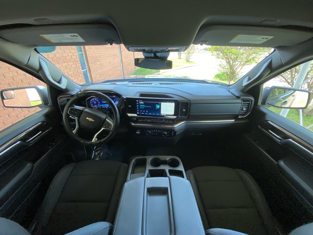 2024 Chevrolet Silverado 1500 Image 16