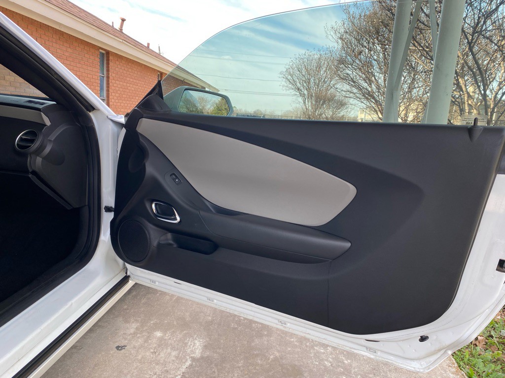 2011 Chevrolet Camaro Image 11